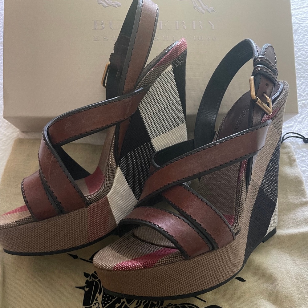 Burberry Wedges